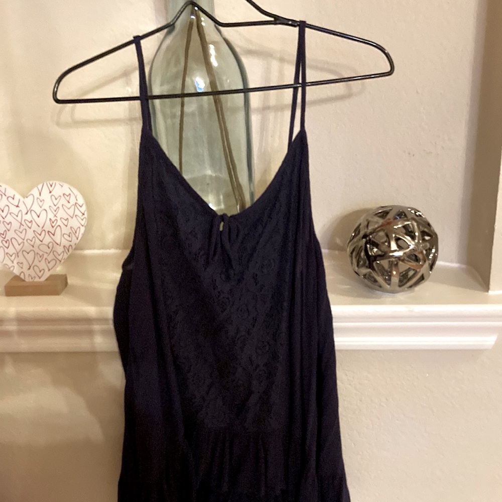 Women Torrid thin strap Size 1 pairs great with a cardigan or by itself